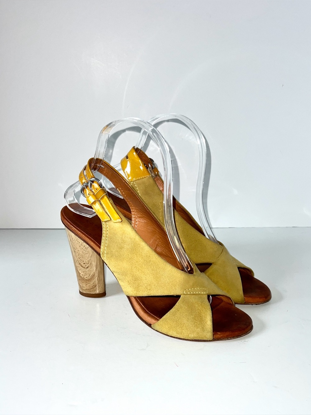 Latitude Femme Made in Italy Yellow Suede Sandals Wood Heel Women 37.5